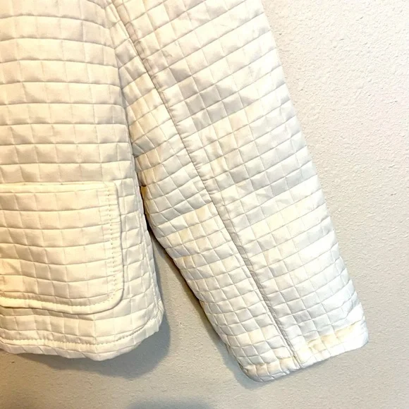 Harve Benard White Utility Jacket with Textured Design - Picture 5 of 6